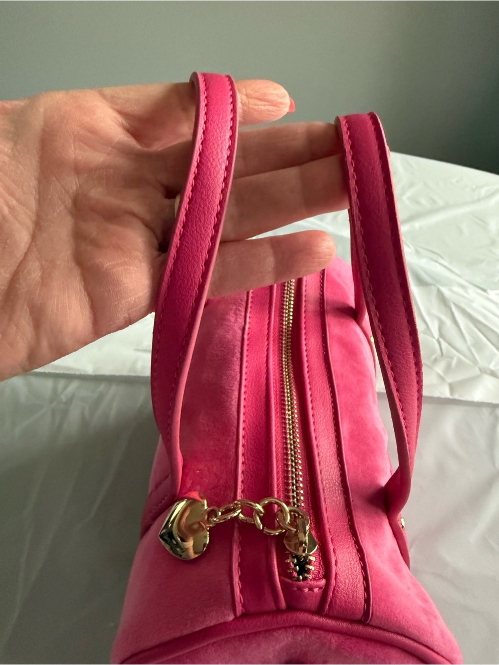 Juicy Couture Pink Velour Mini Barrel Bag Y2K Crossbody - Picture 3 of 15